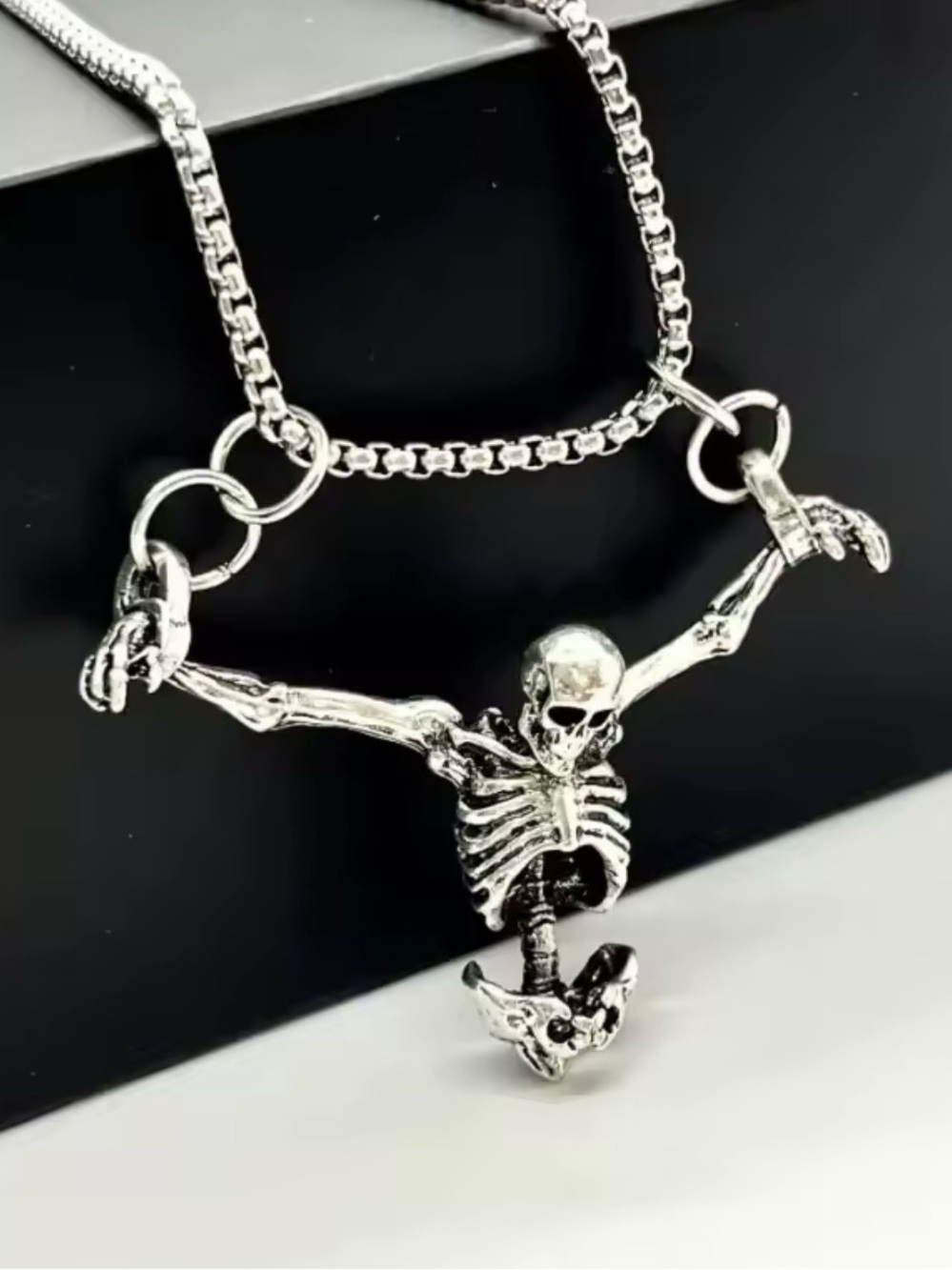New Silver dead Skeleton Pendant Necklace chain cuffed Gothic Jewelry bones